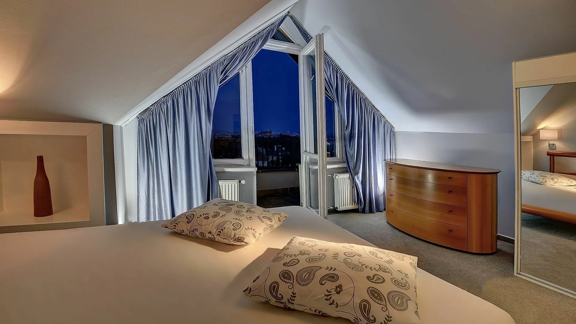 Contacten van Carolina\'S View Apartment
